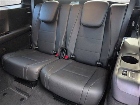 Certified 2023 Mercedes-Benz GLS 450 4MATIC image 21