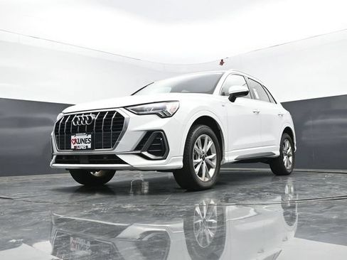 Used 2024 Audi Q3 2.0T Premium AWD/4WD image 49