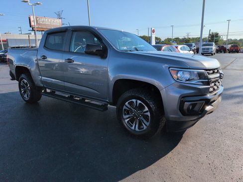 Used 2021 Chevrolet Colorado Z71 AWD/4WD image 7