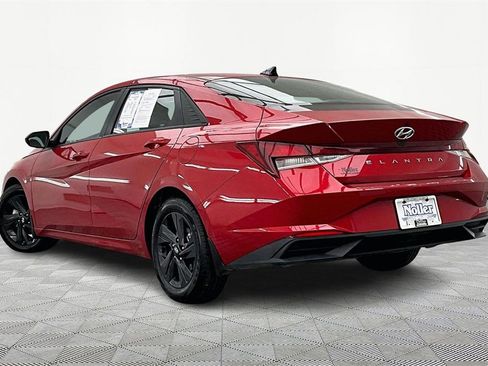 Used 2023 Hyundai Elantra SEL image 13