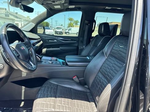 Used 2023 Cadillac Escalade V AWD/4WD image 9