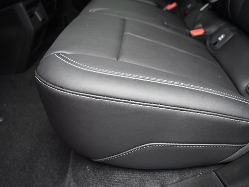 New 2026 Cadillac Optiq Sport 2 image 27