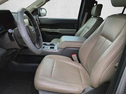 Used 2020 Ford Expedition XLT w/ Equipment Group 201A image 14