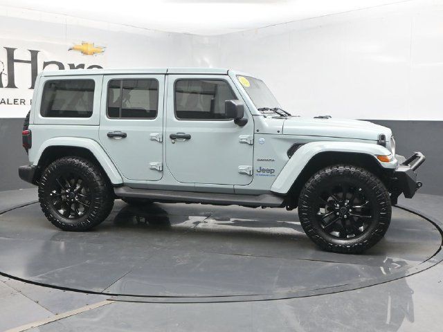 Used 2024 Jeep Wrangler Unlimited Sahara w/ Technology Group AWD/4WD image 54