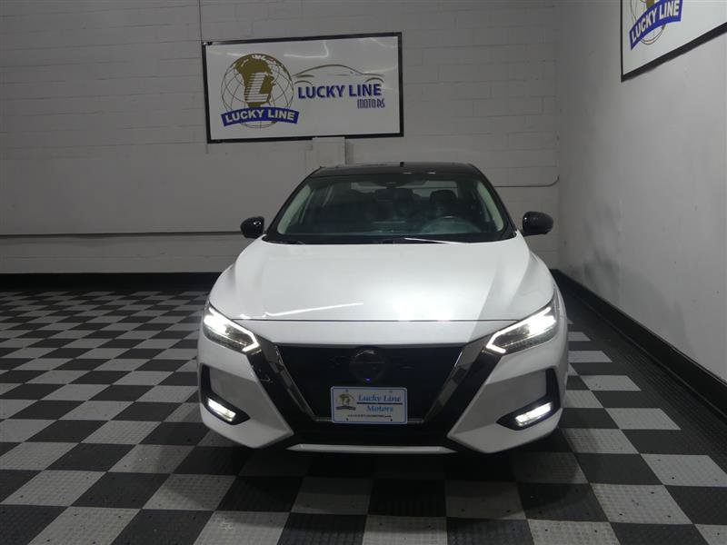 Used 2021 Nissan Sentra SR w/ SR Premium Package FWD image 2