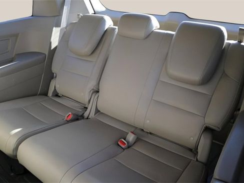 Used 2016 Honda Odyssey SE image 16