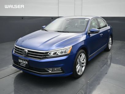 Used 2017 Volkswagen Passat 1.8T SEL Premium