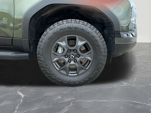 Used 2025 Lexus GX 550 image 38