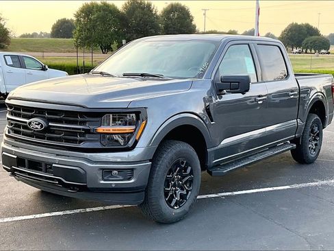 New 2025 Ford F150 XLT w/ Equipment Group 302A MID image 2