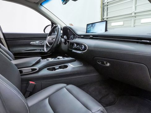Certified 2023 Genesis GV70 2.5T AWD/4WD image 12