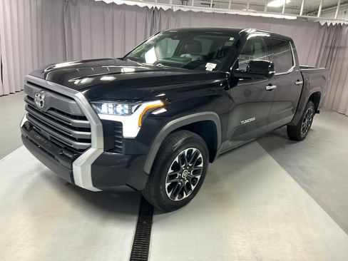Used 2023 Toyota Tundra Limited image 3