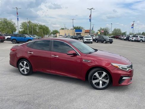Used 2020 Kia Optima S FWD image 2