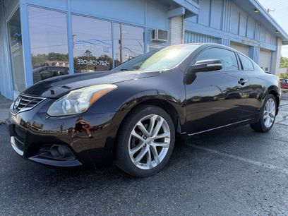 Used 2011 Nissan Altima 3.5 SR w/ 3.5SR Premium Pkg