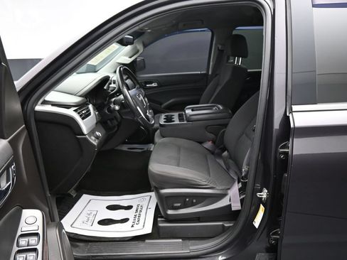 Used 2016 GMC Yukon SLE RWD image 9