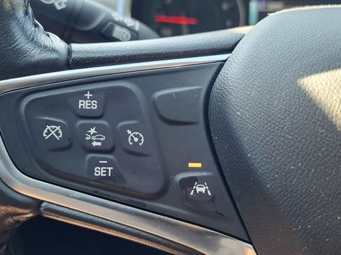 Used 2018 Chevrolet Malibu LT w/ Leather Package FWD image 27