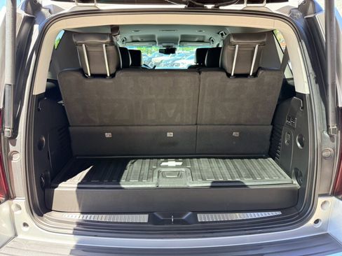 Used 2018 Chevrolet Tahoe Premier AWD/4WD image 28