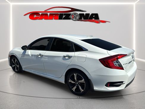 Used 2018 Honda Civic Touring image 8