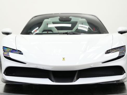 Used 2025 Ferrari SF90 Spider AWD/4WD image 4