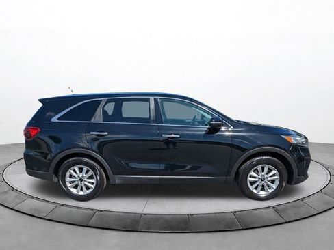 Used 2019 Kia Sorento FWD image 3