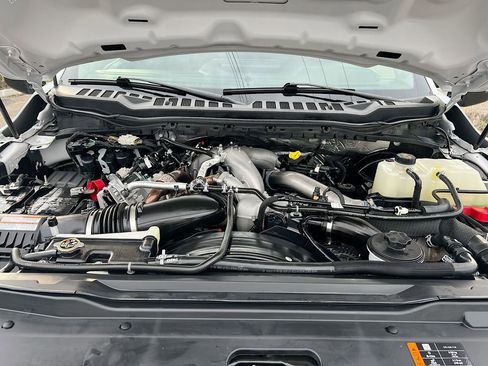 Used 2024 Ford F250 XLT image 27