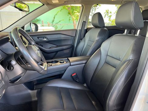 Used 2023 Nissan Rogue SL w/ SL Premium Package image 27