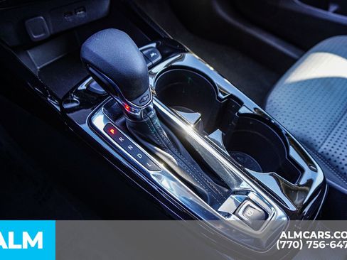 Used 2025 Chevrolet Trax LT w/ LT Convenience Package image 42