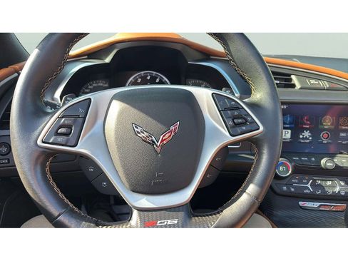 Used 2015 Chevrolet Corvette Z06 w/ 3LZ Preferred Equipment Group image 18