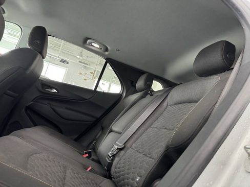 Used 2019 Chevrolet Equinox LT image 11