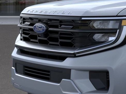 New 2026 Ford Expedition Platinum w/ Platinum Ultimate Package image 18