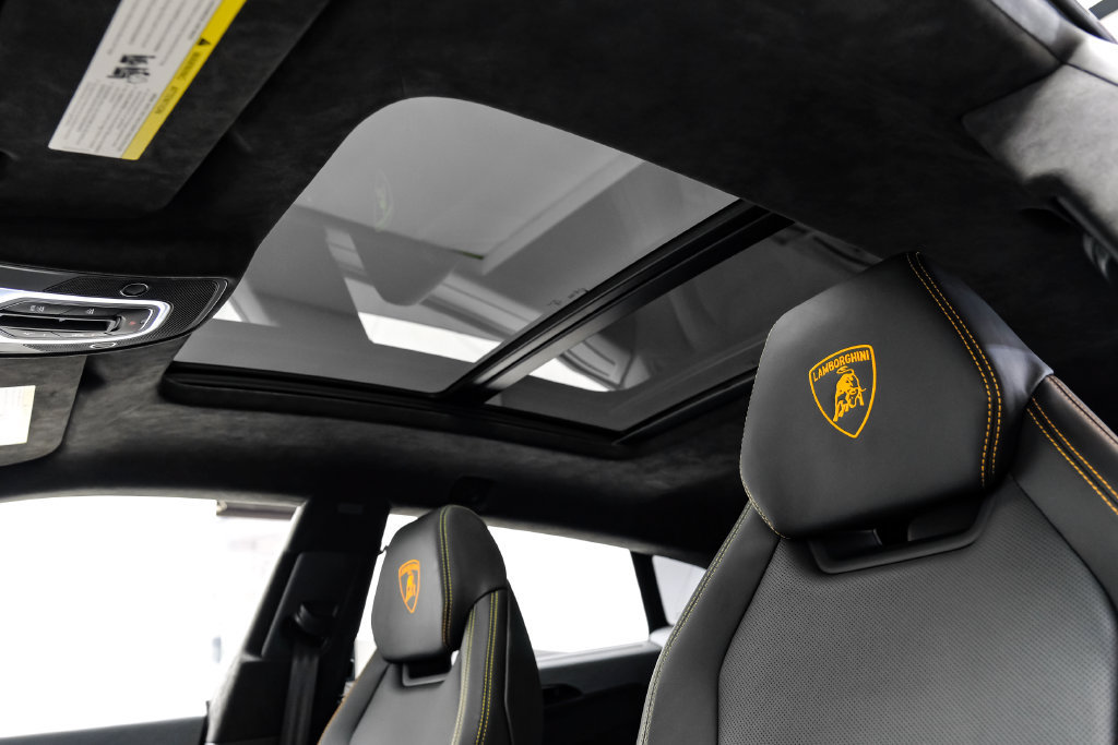 Used 2024 Lamborghini Urus S AWD/4WD image 7