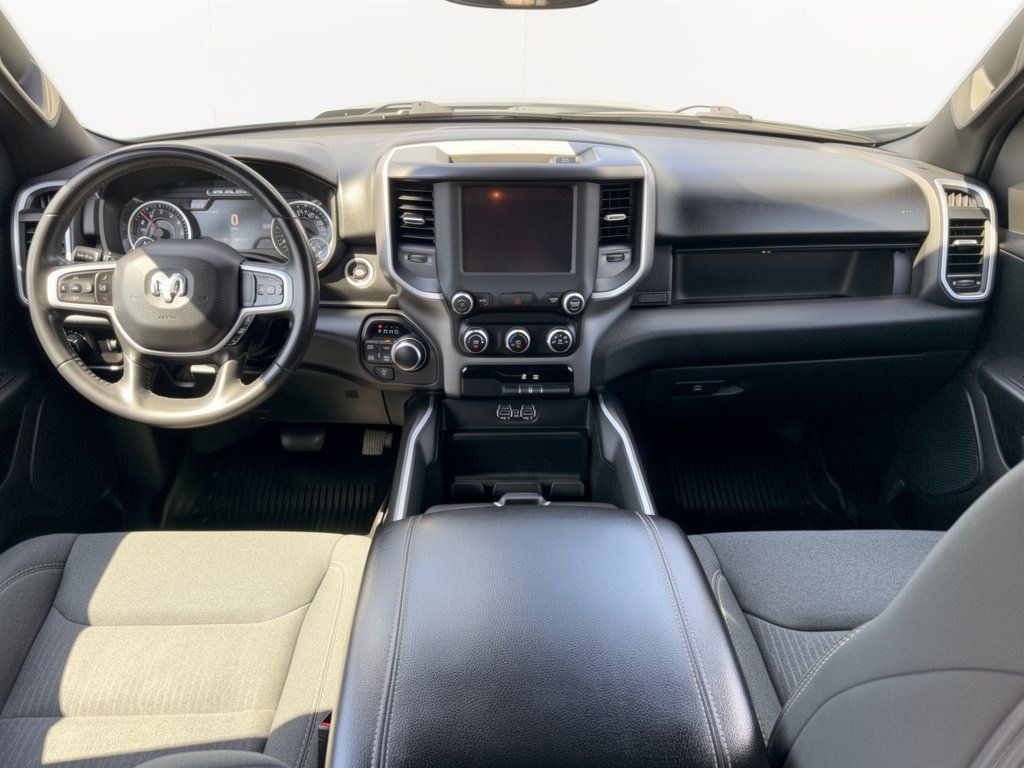 Used 2022 RAM 1500 Lone Star AWD/4WD image 17