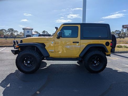 Used 2018 Jeep Wrangler Sport image 8