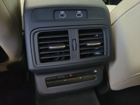 Certified 2025 Audi Q5 Premium Plus w/ Premium Plus AWD/4WD image 15