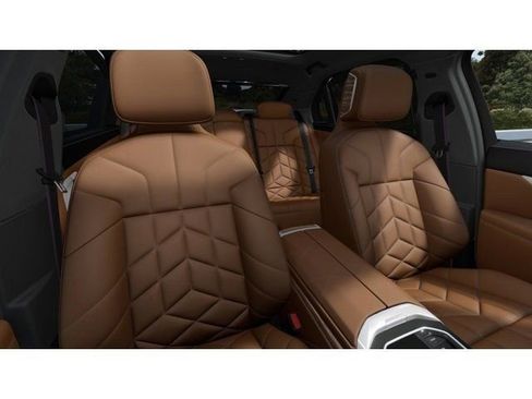 New 2026 BMW 760i xDrive image 11