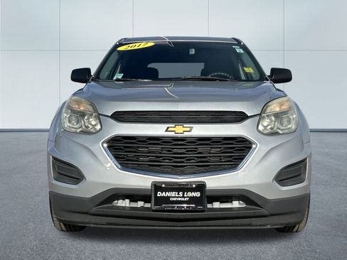Used 2017 Chevrolet Equinox LS image 3
