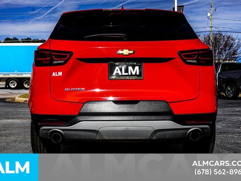 Used 2023 Chevrolet Blazer LT FWD image 11