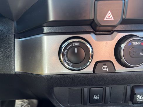 Used 2022 Toyota Tacoma SR5 image 22