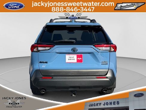 Used 2023 Toyota RAV4 AWD Hybrid image 4