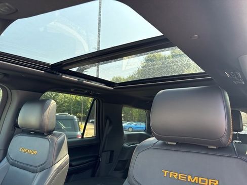 New 2025 Ford Expedition Tremor image 36