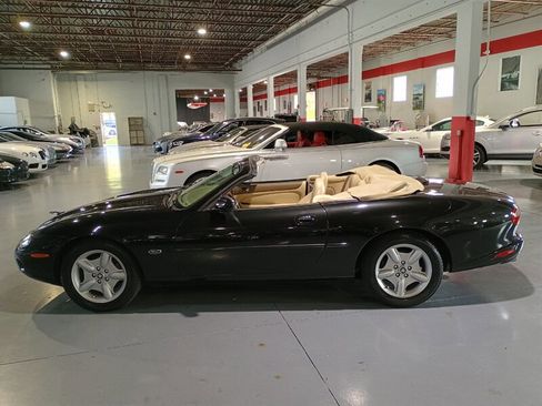 Used 1997 Jaguar XK8 Convertible image 2