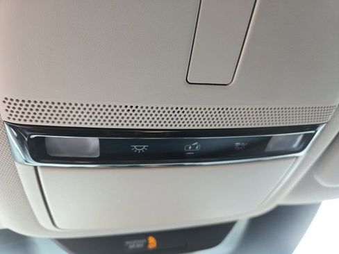 Certified 2025 Nissan Murano SV image 20