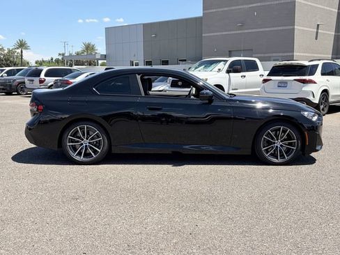 Used 2024 BMW 230i Coupe w/ Convenience Package RWD image 5