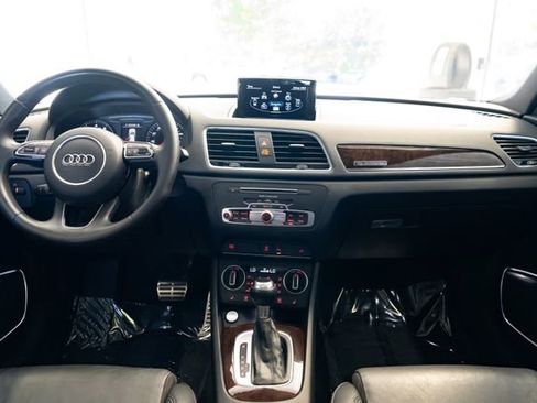 Used 2016 Audi Q3 2.0T Prestige AWD/4WD image 9