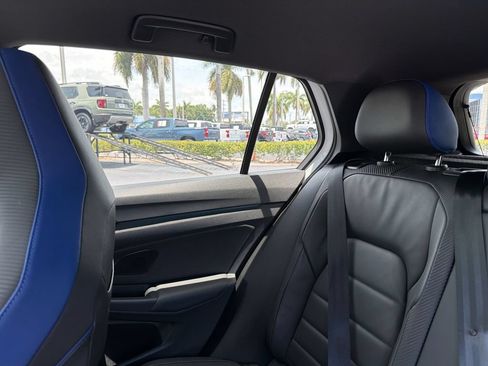 Used 2024 Volkswagen Golf R AWD/4WD image 11