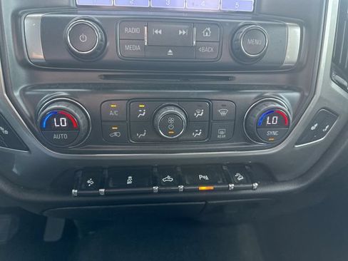 Used 2018 Chevrolet Silverado 1500 LT w/ All Star Edition AWD/4WD image 17