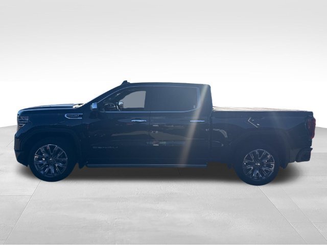 Used 2024 GMC Sierra 1500 Denali w/ Denali Reserve Package AWD/4WD image 2