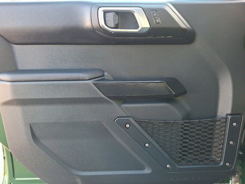 Certified 2025 Ford Bronco Outer Banks image 12