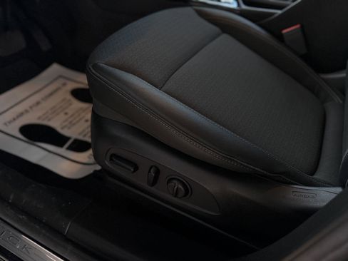 Used 2023 Buick Encore GX Preferred w/ Cold Weather Comfort Package image 15