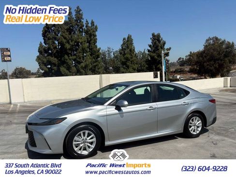 Used 2026 Toyota Camry LE FWD image 1