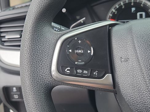 Used 2017 Honda CR-V LX image 11